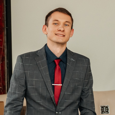 Александр Исаев